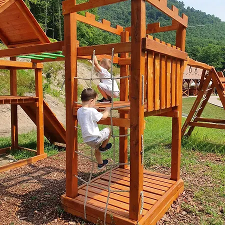 Roenk - Rostalloi Turistahaz Es Latogatokoezpont Aparthotel 3*